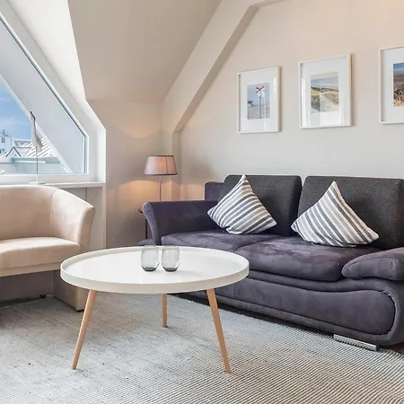 Hochwertig Moeblierte 2-zimmer-wohnung Mit Balkon Apartmán Westerland